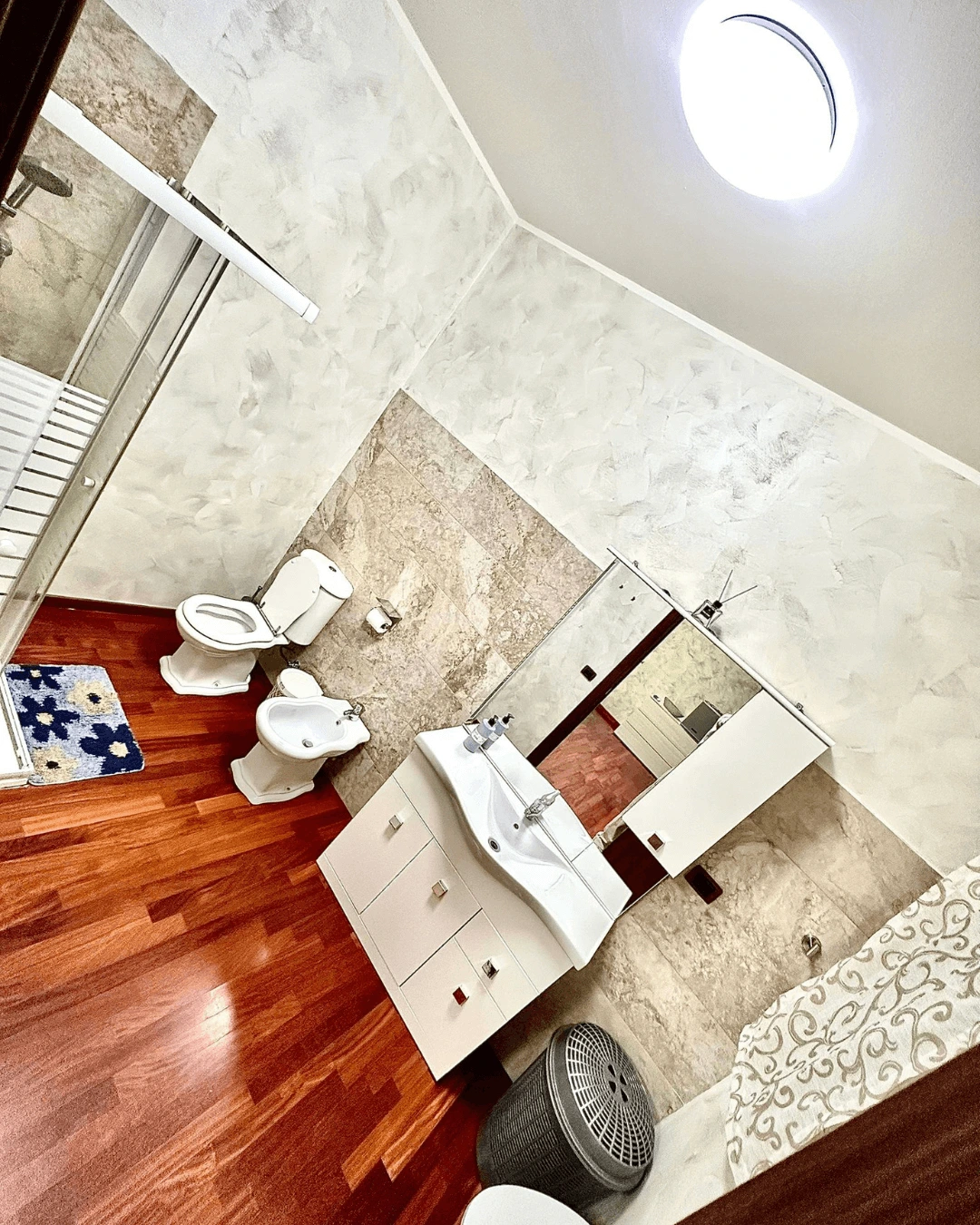 Bagno dell appartamento 3 di villa paradiso - villa con piscina ad acireale